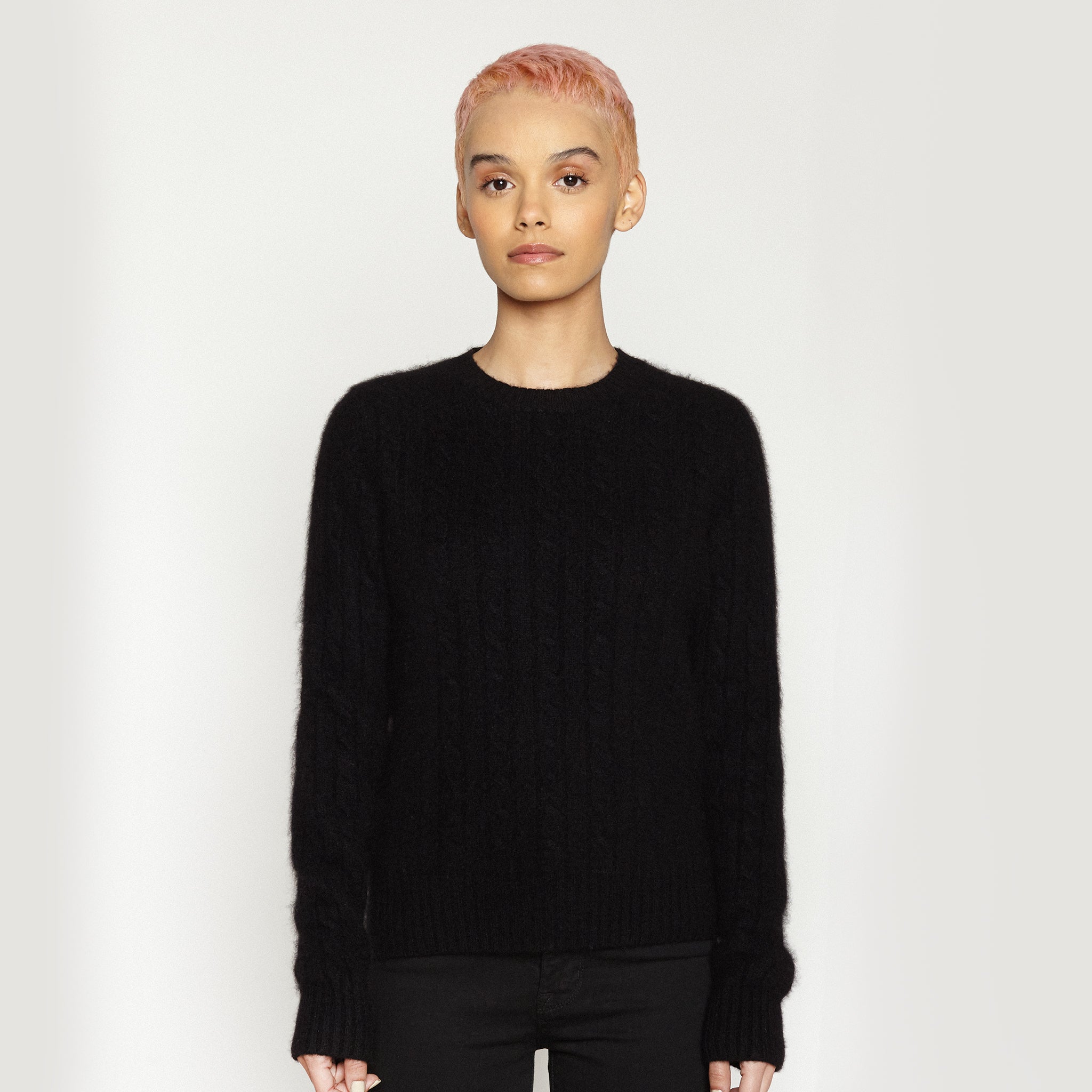 CABLE KNIT CASHMERE SWEATER